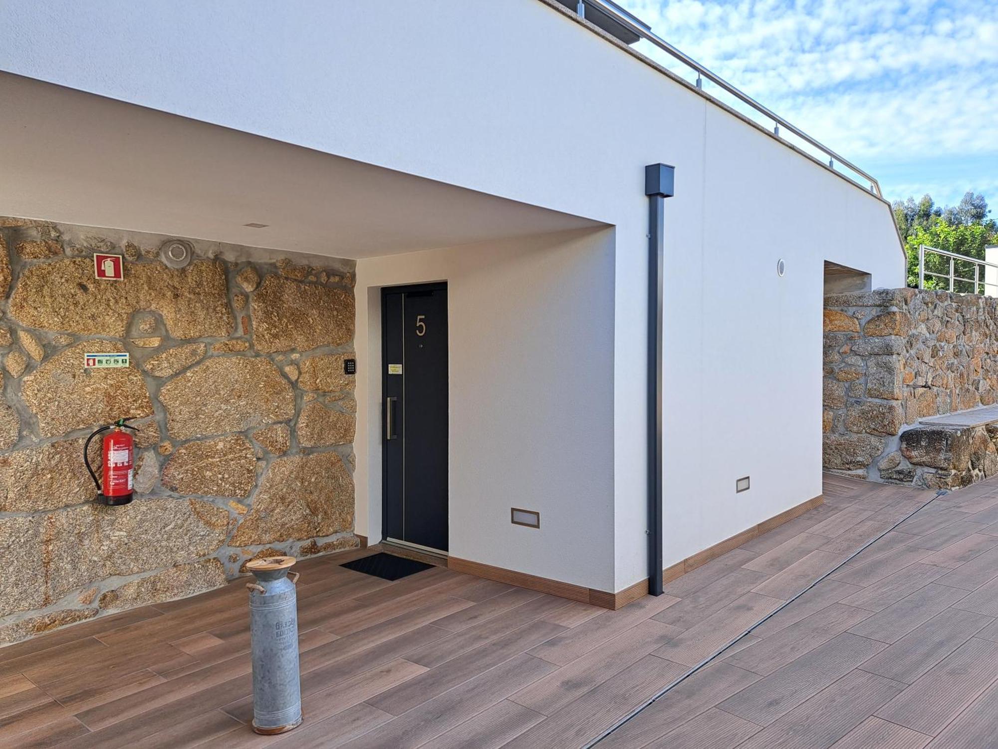 Agrafonte Guest House Pacos de Ferreira Luaran gambar
